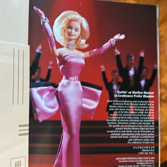 Barbie Bazaar Book 1997
Collectables Book - Picture 15 of 15